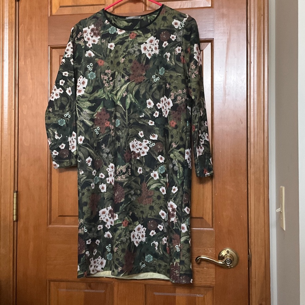 Zara Green Floral Midi Dress